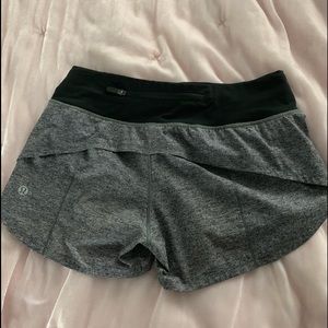 LULULEMON Grey 2.5 Speed Up Shorts